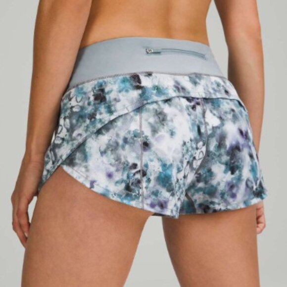 Lululemon Speed Up Low-Rise Short 2.5" - Picture 1 of 9